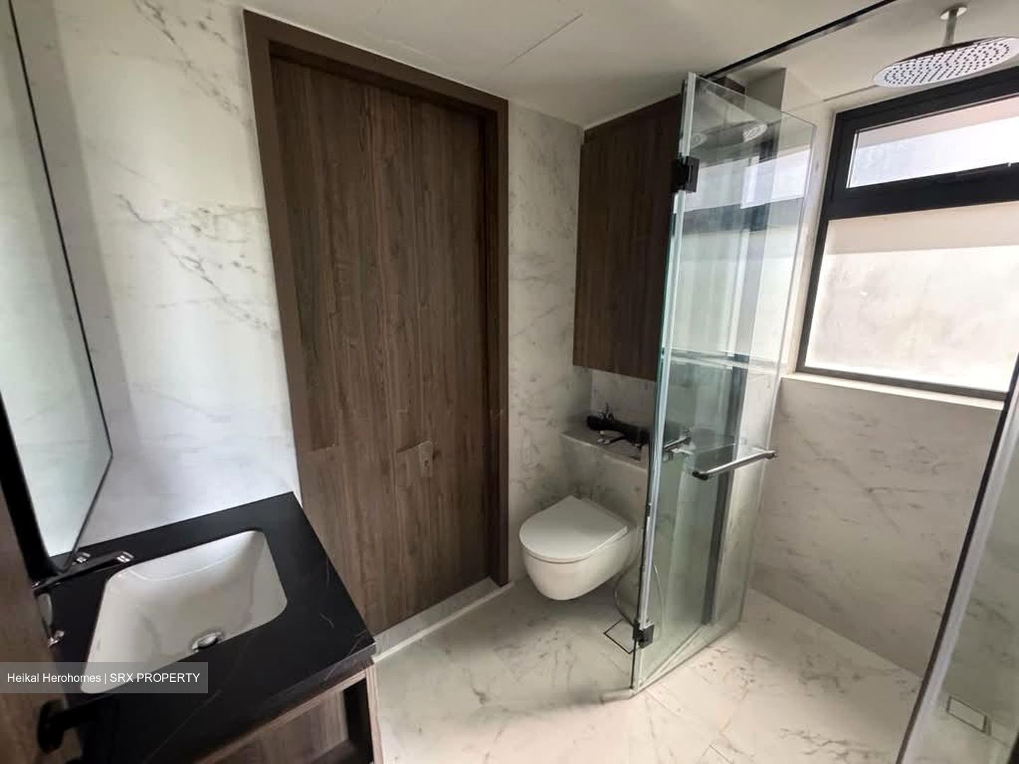 Tanah Merah Kechil Link (D16), Condominium #585574881